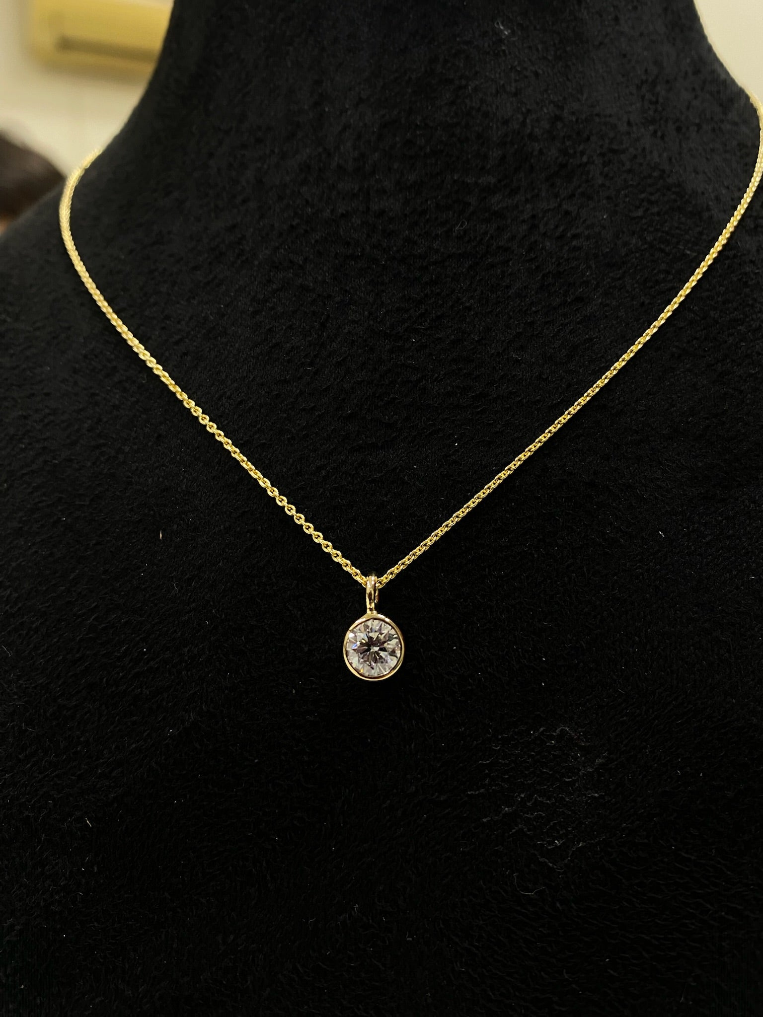 Solis Round Solitaire Pendant